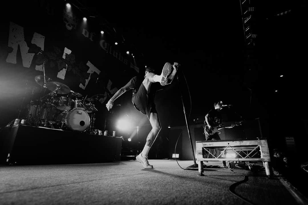 The Amity Afflictionのインスタグラム：「Milwaukee and Columbus, thank you! 🖤🖤  📸 @tomise」