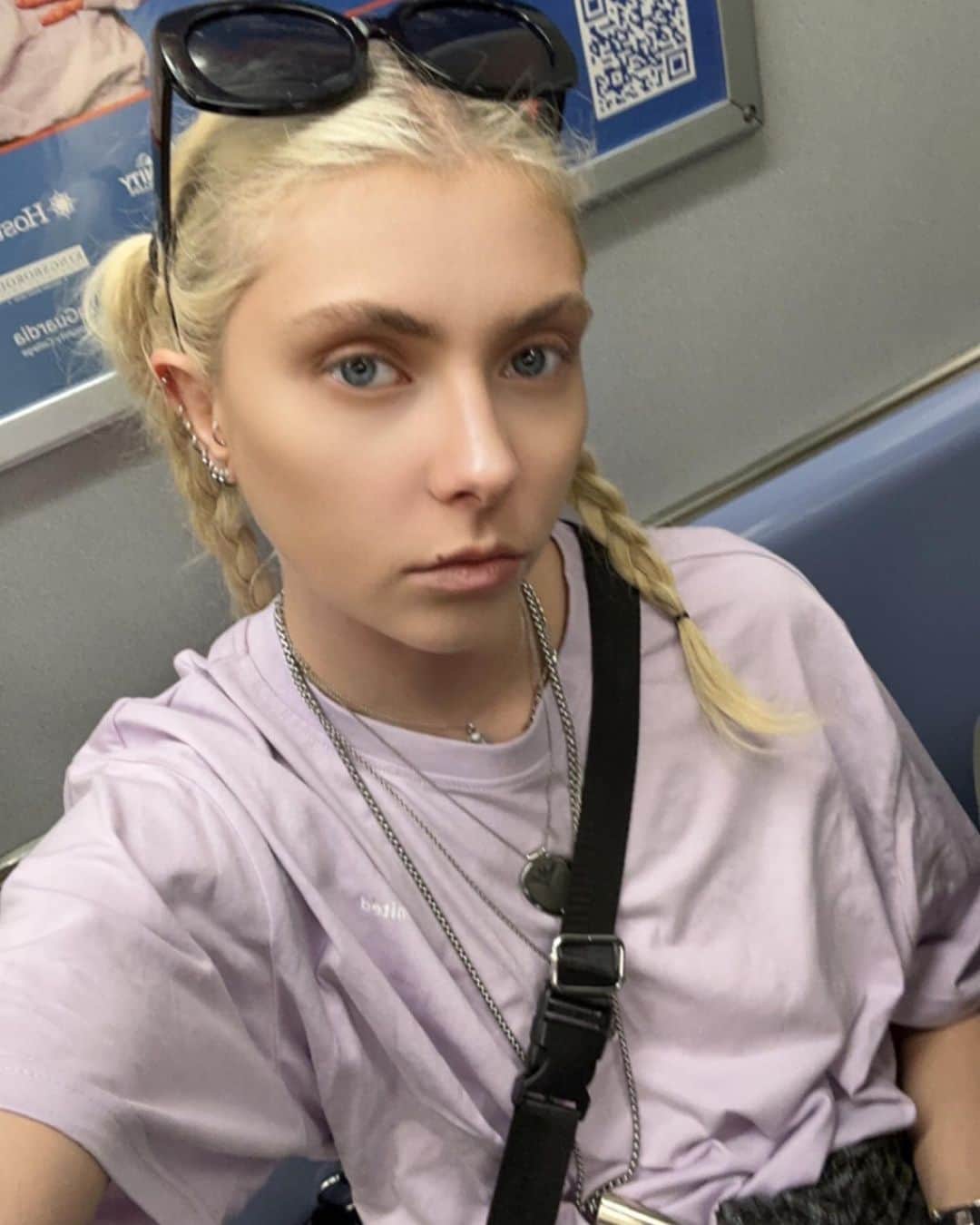 テイラー・モンセンのインスタグラム：「❤️」
