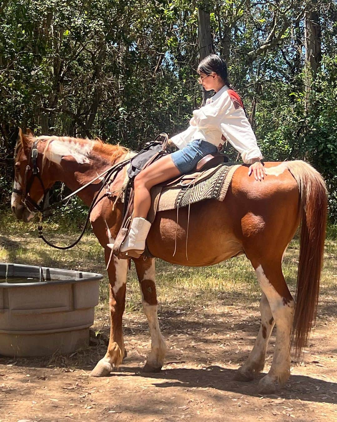 ミア・ハリファさんのインスタグラム写真 - (ミア・ハリファInstagram)「🐎🍄🫶🏽」5月22日 2時43分 - miakhalifa