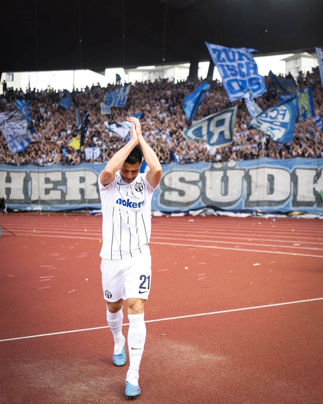 ブレリム・ジェマイリのインスタグラム：「Siegtreffer im letzen Derby der Karriere ☑️ Danke Blerim! 💙🤍  #FCZGC #fcz #stadtclub #NieUsenandGah」