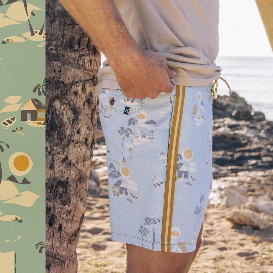 hurleyさんのインスタグラム写真 - (hurleyInstagram)「Made with recycled polyester (let's hear it for 🌎) and featuring exclusive art from North Shore artist @nickkuchar , the Phantom™ Naturals Sessions Nick Kuchar 16" Boardshort are your best bet for comfort and vibes in and out of the water. Tap to shop 🌴」5月22日 3時20分 - hurley