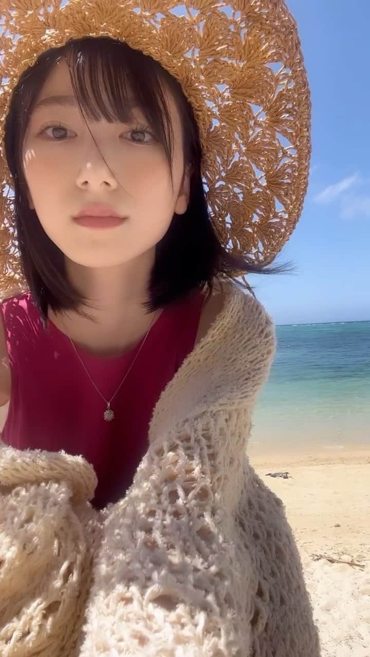のインスタグラム：「去年の夏。 もうすっかり夏を欲してる、、🌺🐚」