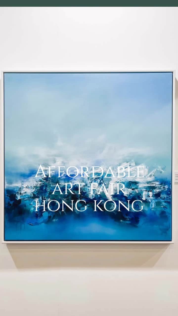 Ruby Kwanのインスタグラム：「@affordableartfairhk 2023. ❤️ Abstract, gold and animals are still my cup of tea. 😻 So happy that I bought 2 art pieces this year. Stay tune to see what I’ve got.   #affordableartfair #affordableartfairhk #affordableart #affordableartfair2023 #hongkong #artfair #artcollector」