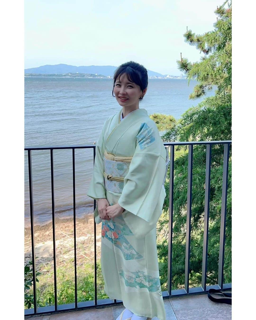 田中美都（気象予報士）さんのインスタグラム写真 - (田中美都（気象予報士）Instagram)「𖤣𖥧𖥣𖡡𖥧𖤣 親友の結婚式で島根に行きました🛫  苦楽を共にした友人なので、 とっても感慨深い結婚式でした🤭🫧 お幸せに🤍🕊」5月21日 19時26分 - tanaka_mito_