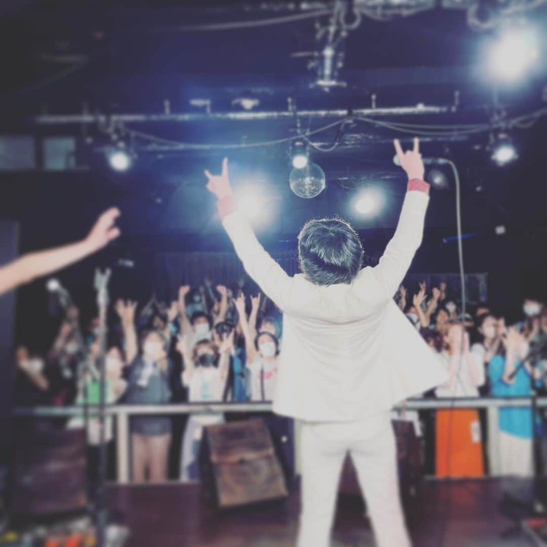 オカモト"MOBY"タクヤのインスタグラム：「長野LIVE HOUSE Jにて2DAYS二日目。欲張りな長野に乗せられてしまいました。出し切った。 #スクービー」