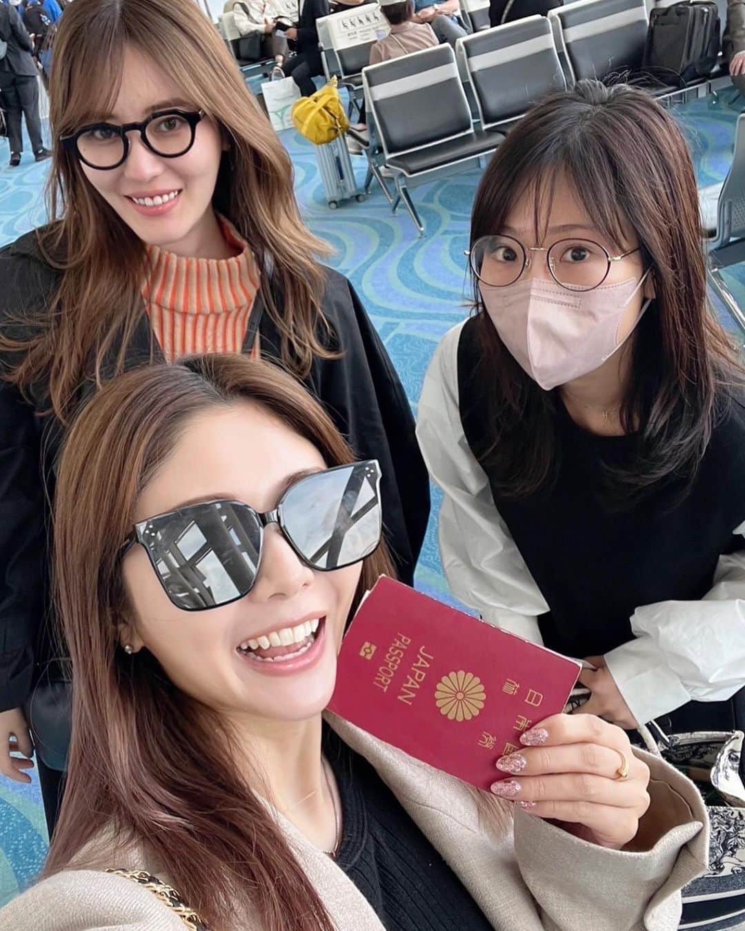 一木美里さんのインスタグラム写真 - (一木美里Instagram)「photo dump①🇰🇷🥰😘  @nugu__official @nugu_beauty の撮影で かわいいUjaさんとご一緒しました❤︎❤︎❤︎ We did photo shooting for nugu:) So happy meet you Uja nim~!See you soon🫶🏻 　  #korea#seoul#韓国#韓国カフェ#kbeauty#MillyKorea#ソウルカフェ#カンジャンケジャン#서울#서울카페」5月21日 19時28分 - misato_ichiki