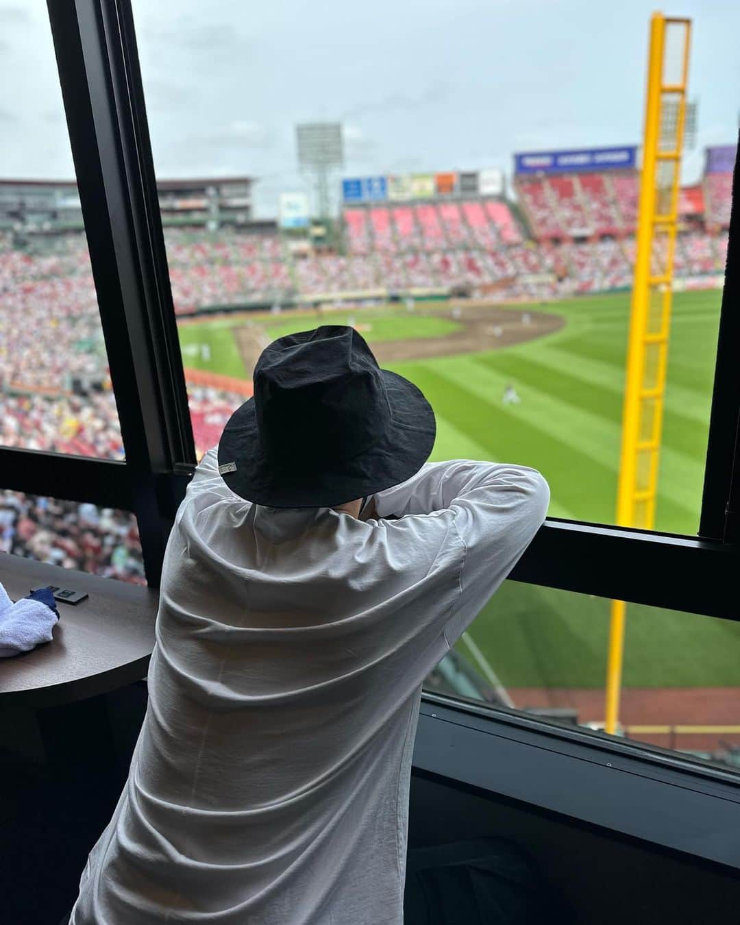 のインスタグラム：「悔い無し⚾️  本当に温かく迎えてくれてありがとうございました🙇‍♂️危うく泣きそんなったw  みなさんに少しでも楽しんで頂けてますよーに🙏  @rakuten_eagles  @tohokugoldenangels  @chibalotte   今日会った人らにもぉ会いてっす  #またね 🌻  ぢがれだw💦」