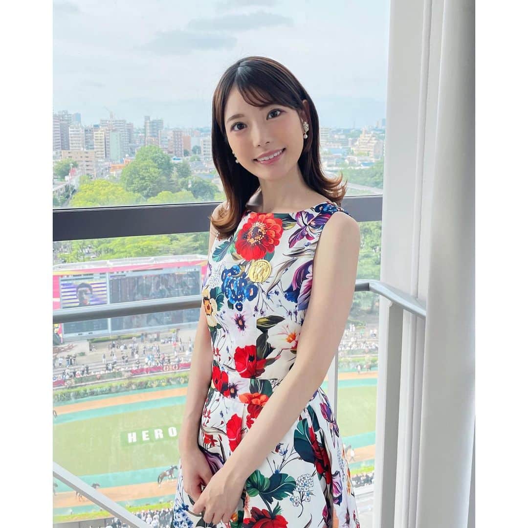 竹俣紅のインスタグラム：「💐 『みんなのKEIBA』を観てくださった皆さま、ありがとうございました✨ ⁡ リバティアイランドの圧巻の走り。 6馬身差…強すぎました！！ ⁡ 来週は、競馬の祭典・日本ダービーです。 私にとっては初めてのダービーということで、 ワクワクしています☺️ ⁡ ⁡ #みんなのKEIBA #オークス」