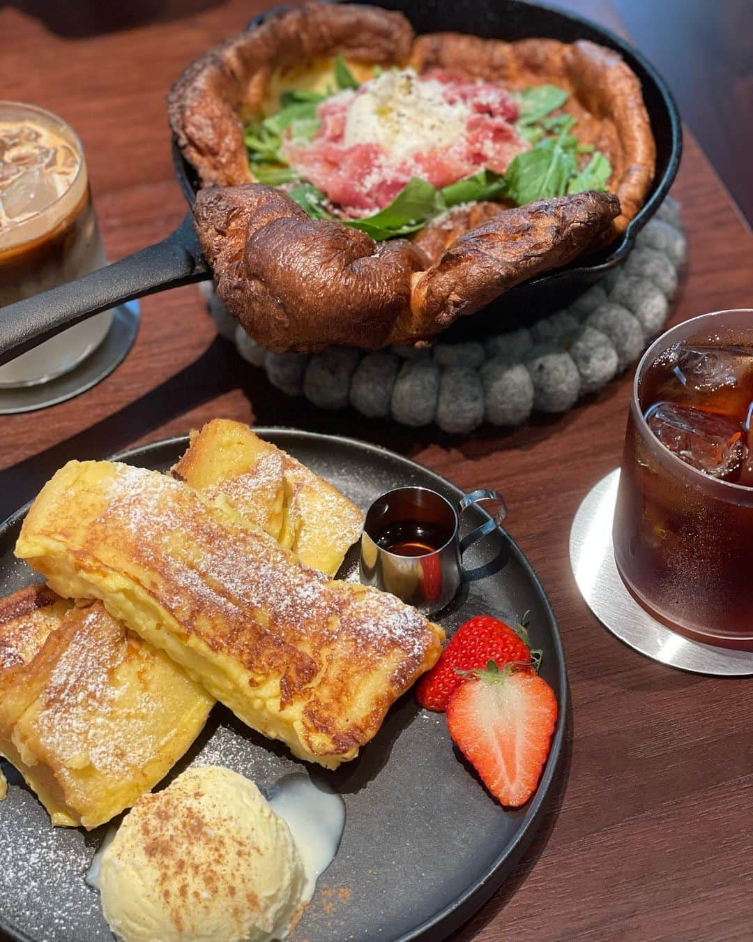 張織慧のインスタグラム：「美味しすぎた ・ ・ ・  #i2cafe  #表参道カフェ  #ランチ #グルメ #甘党 #スイーツ」