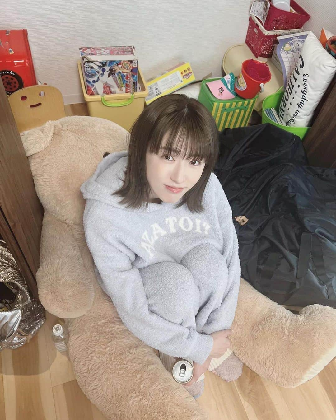 樋口柚子さんのインスタグラム写真 - (樋口柚子Instagram)「もう日曜日！？ ってびっくりですが、今夜です🌷 5/21(日) 11時55分〜 #あざと連ドラ 第7話✌️✋ ぜひ🪻 撮影、楽しかったな〜〜☺️ #あざとくて何が悪いの」5月21日 20時03分 - higuchi_yuzu_official