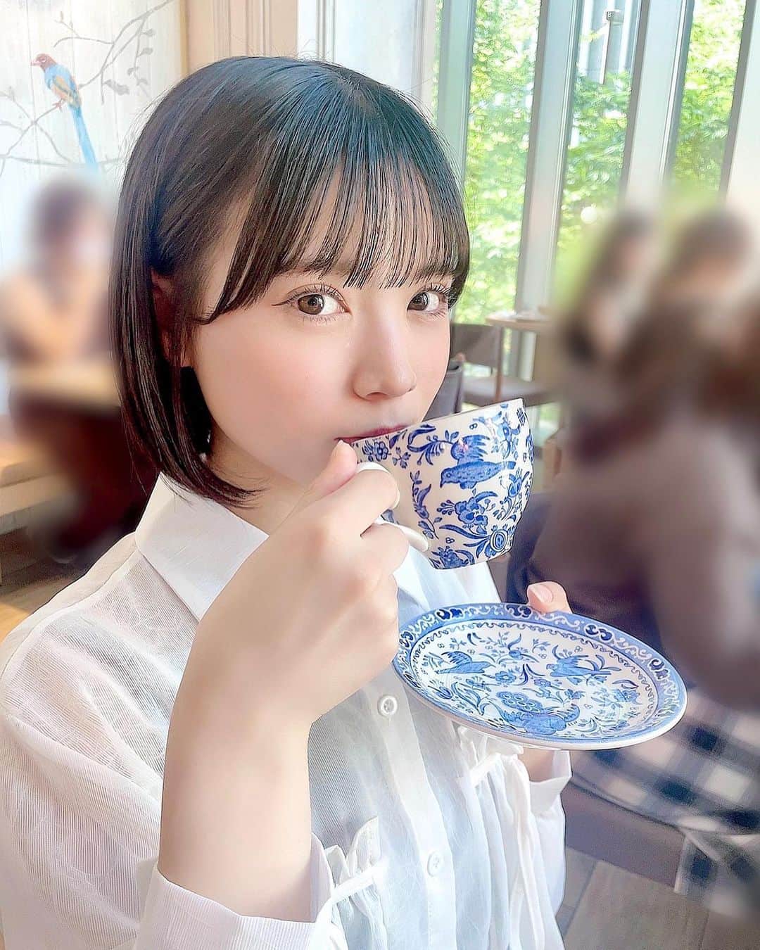 隅野和奏のインスタグラム：「紅茶を愛し紅茶に愛された女です🫖🤍 . . . . #梅田 #梅田カフェ #tearoomkiki  #紅茶とスコーン専門店 でした😚♥ #03 #アイドル #nmb48」