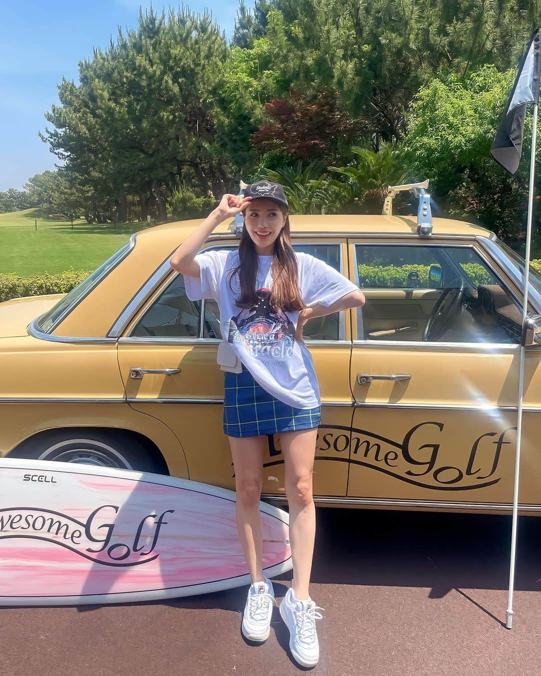 Aoiさんのインスタグラム写真 - (AoiInstagram)「先日Awesome Golf のコンペへ🏌️‍♀️ @_awesome_golf  Awesome Golfは「オシャレな街着でゴルフへ」がコンセプトとなっていて 今までよりもっとファッションを楽しみながら ゴルフを楽しんできました🏌️‍♀️  お天気にも恵まれて素敵な方々との出会いで幸せな日だったな〜☀️  肝心のゴルフははちゃめちゃでしたが、楽しかったからヨシ❣️😂笑 また練習頑張ろうっと🫡  ちなみにこの日着ている服はtheHOUSE 銀座もしくは広尾の店舗がweb からも購入ができるので気になる方は是非🫶 @thehouse_official  #awesomegolf」5月21日 20時19分 - aoioa