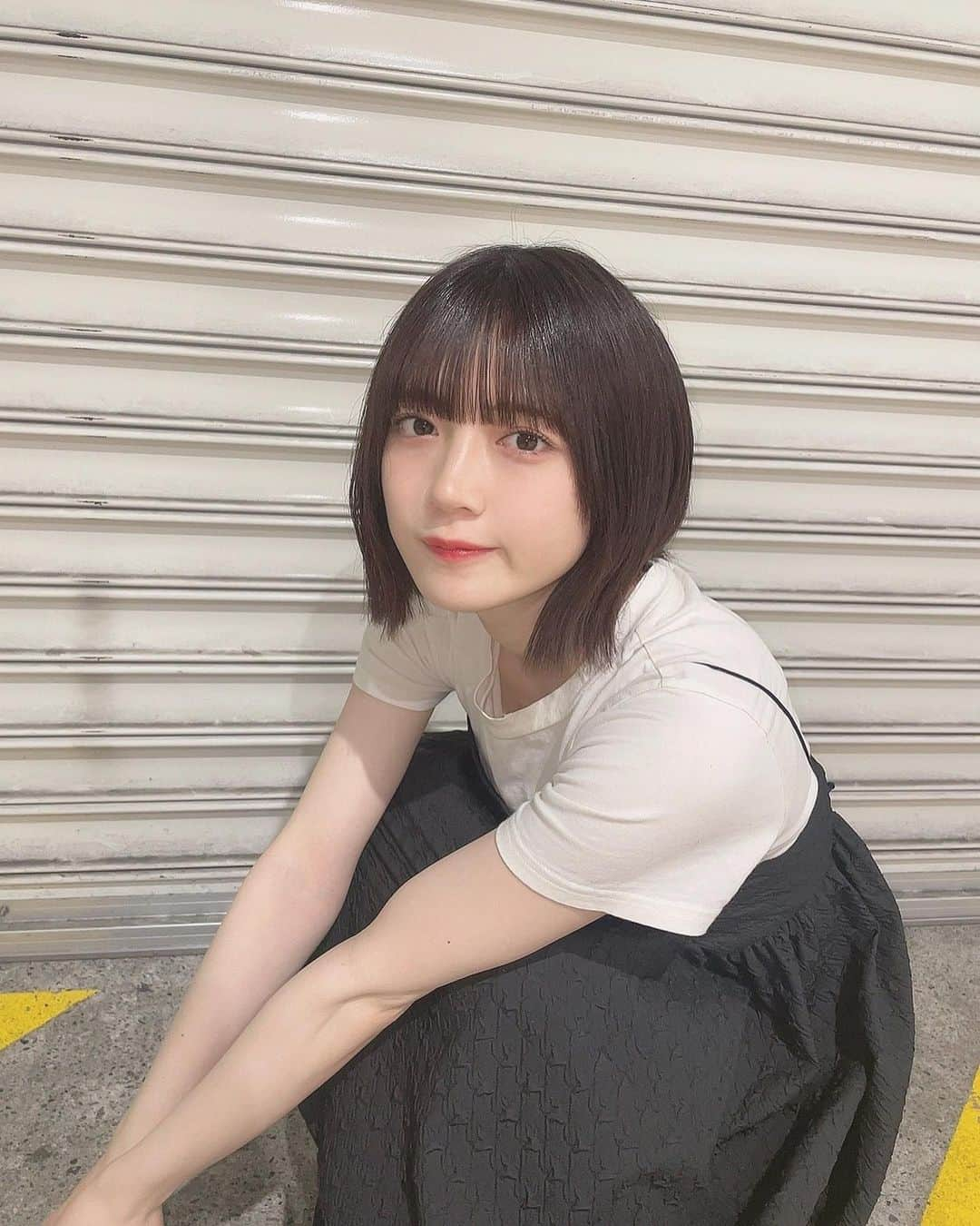 坂本真凛のインスタグラム：「🤍🖤 #私服 #idol #ボブ」