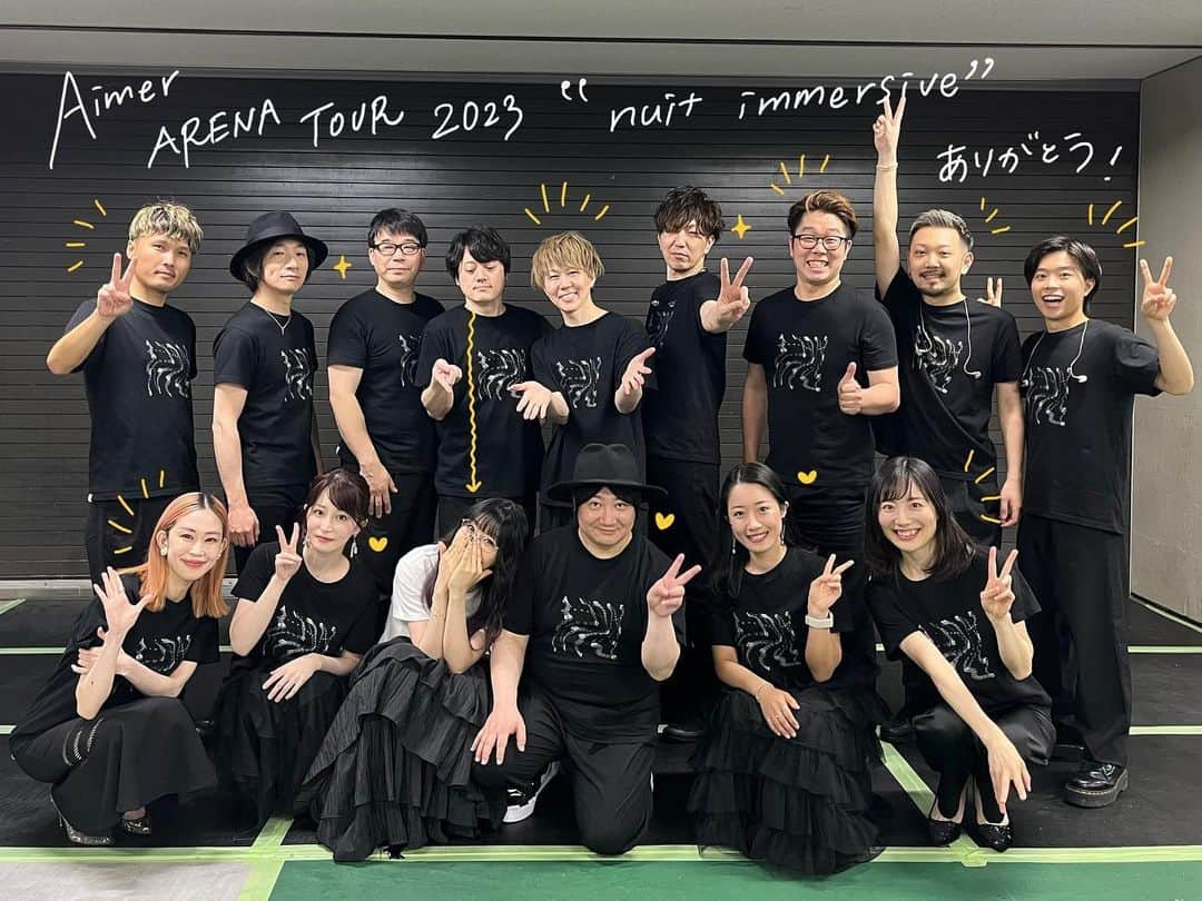 岡部磨知のインスタグラム：「Aimer Arena Tour 2023 -nuit immersive- 大阪公演2daysにしてツアーファイナル、全6公演終わってしまいました…楽しすぎてあっという間でした🥲💫！　ツアーロスだぁ〜。。 #aimer  #吉田宇宙ストリングス  #violin  #live」