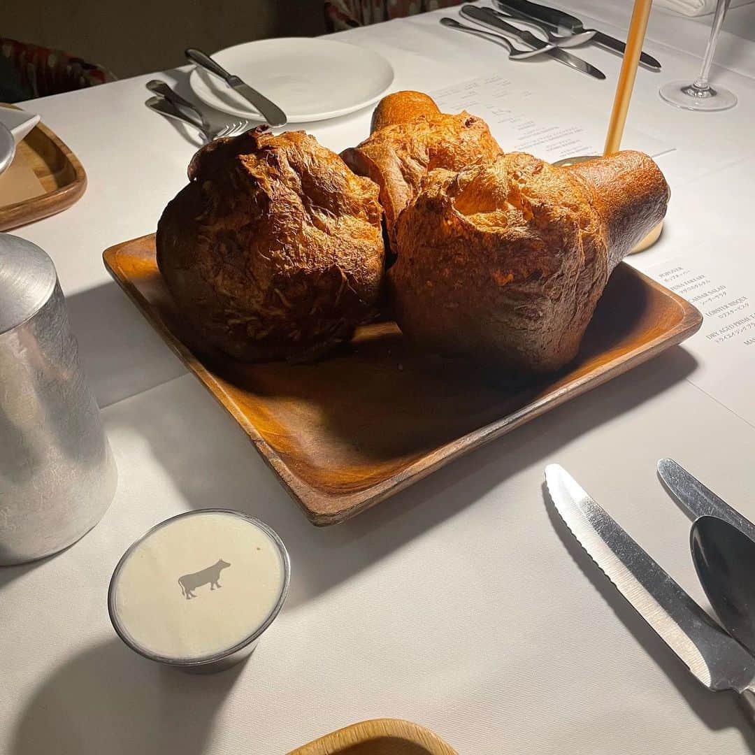 杉浦みずきのインスタグラム：「🍞🐄」