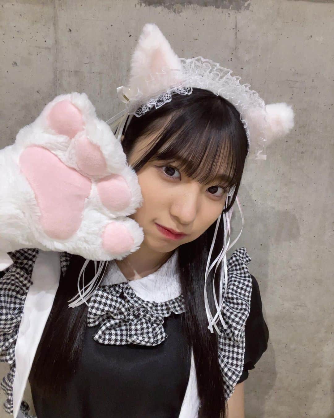 石黒友月さんのインスタグラム写真 - (石黒友月Instagram)「猫耳メイドさん｡🐱🖤🤍」5月21日 21時08分 - yuduyu1011