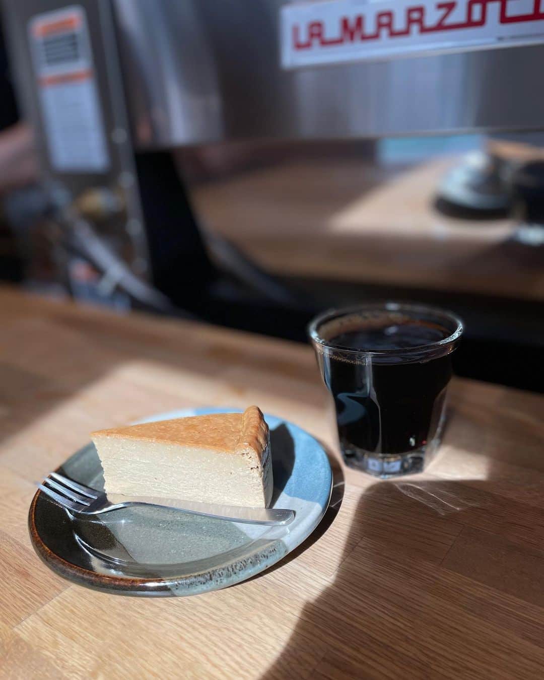 熊澤枝里子さんのインスタグラム写真 - (熊澤枝里子Instagram)「・ good coffee time at home☕️  #coffee #coffeetime #deliciouscoffee #tokyo」5月21日 21時20分 - kumazawa_eriko
