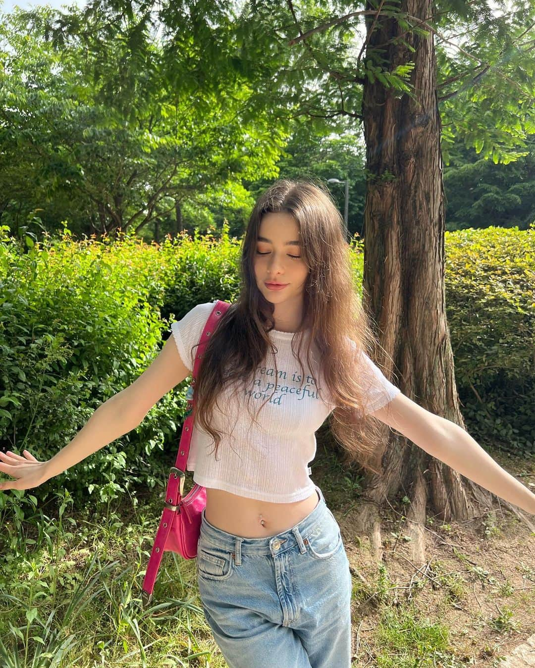 ダシャ・テゥアランさんのインスタグラム写真 - (ダシャ・テゥアランInstagram)「Shall we go to the park together? ⋆˙⟡♡」5月21日 21時22分 - taaarannn