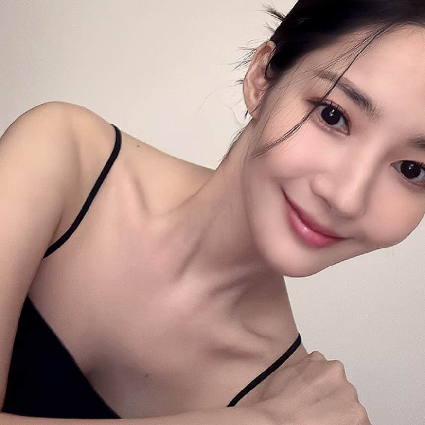 パク・ミニョンのインスタグラム：「🔜」