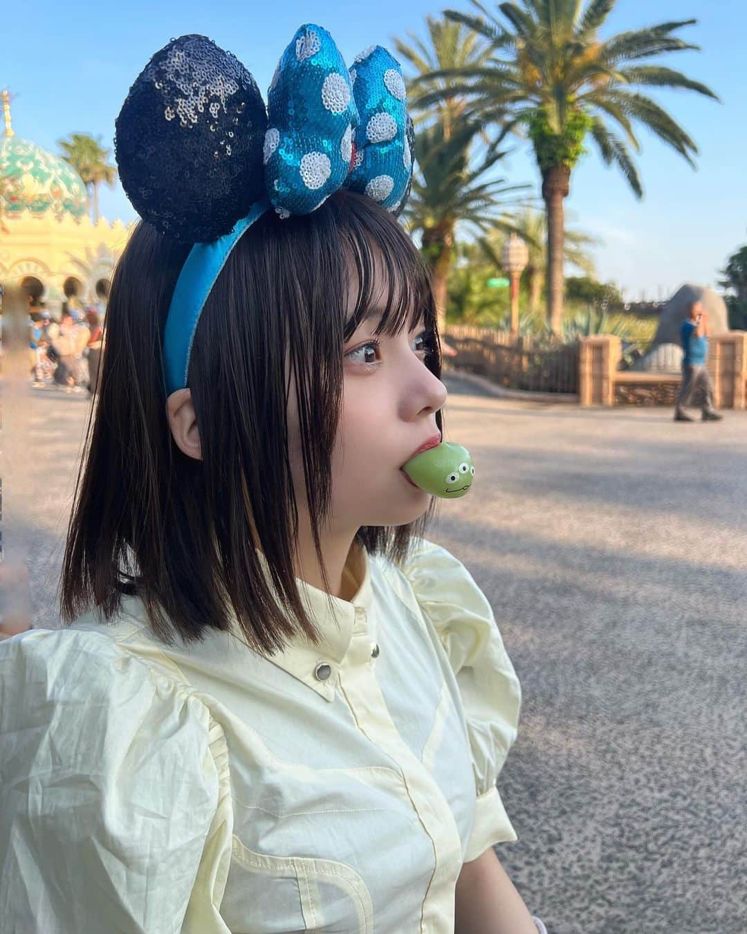 河本景のインスタグラム：「グリーンマンちゃん💚💛 私より耳小さい人に出会ったことがありません🦭耳大きくなりたいです。」