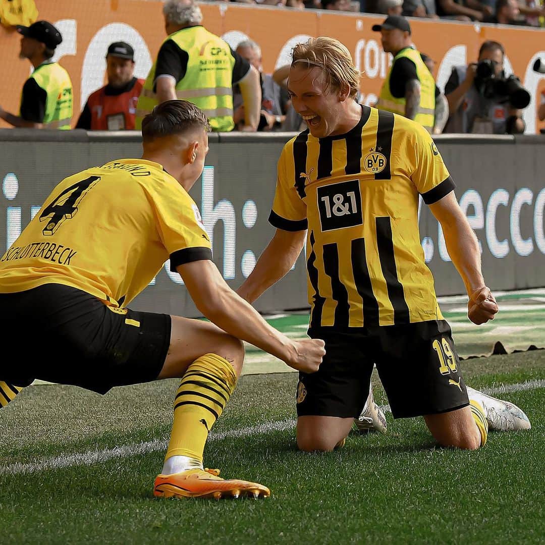 ユリアン・ブラントのインスタグラム：「Ich will euch alle nächste Woche im Stadion sehen 🖤💛」