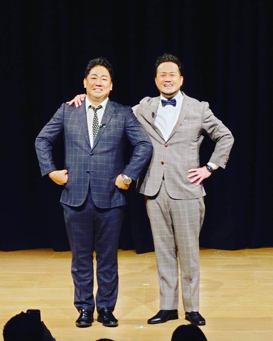 のインスタグラム：「ブルーリバー漫才&トークライブ【青木と川原~vol.19~】に来て頂いた方々ありがとうございました😊 おかげ様で楽しく漫才もトークもできました！次回は8月ですのでよろしくお願い致します‼️ 感謝の気持ちを忘れずに漫才頑張ります🎙️ #ブルーリバー  #漫才師」