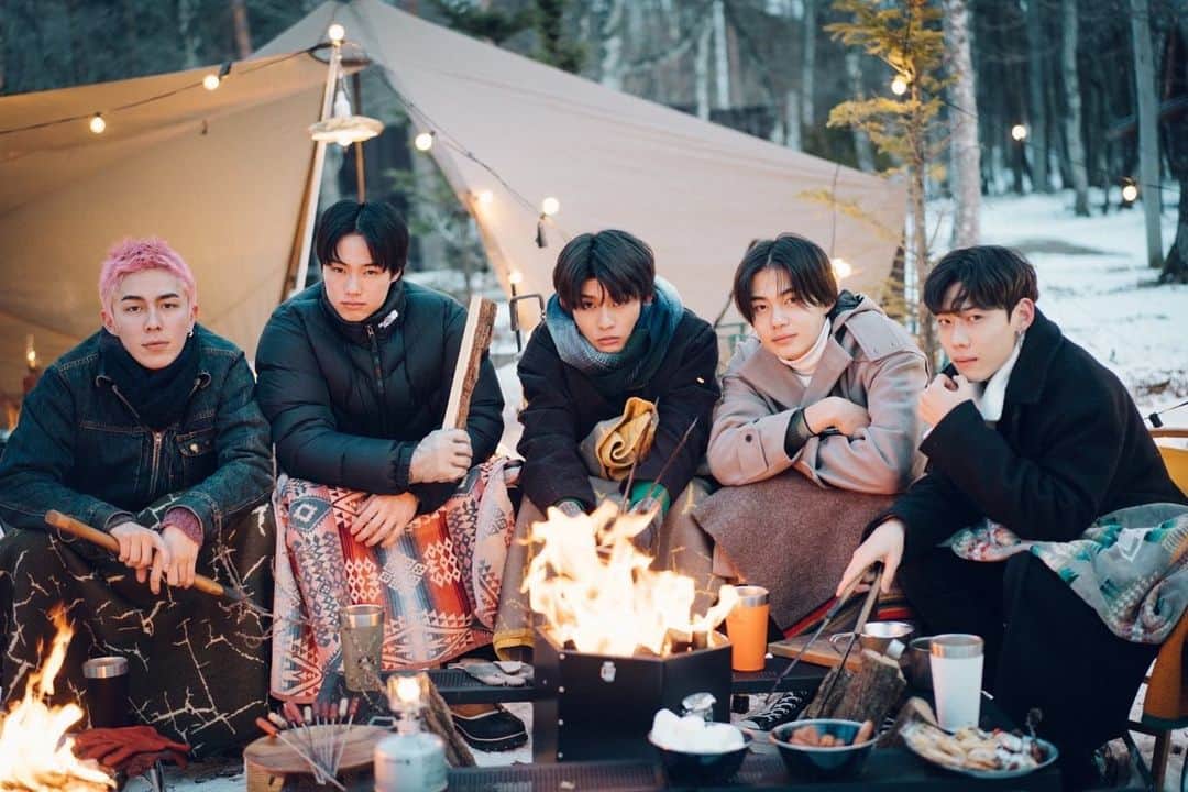 柊太朗さんのインスタグラム写真 - (柊太朗Instagram)「#花束とオオカミちゃんには騙されない  素敵な春でした。  春という季節すごく好きになったのは、みんなのおかげです。  ありがとう。   #花束オオカミ」5月21日 23時01分 - tar0tar0tar0shi