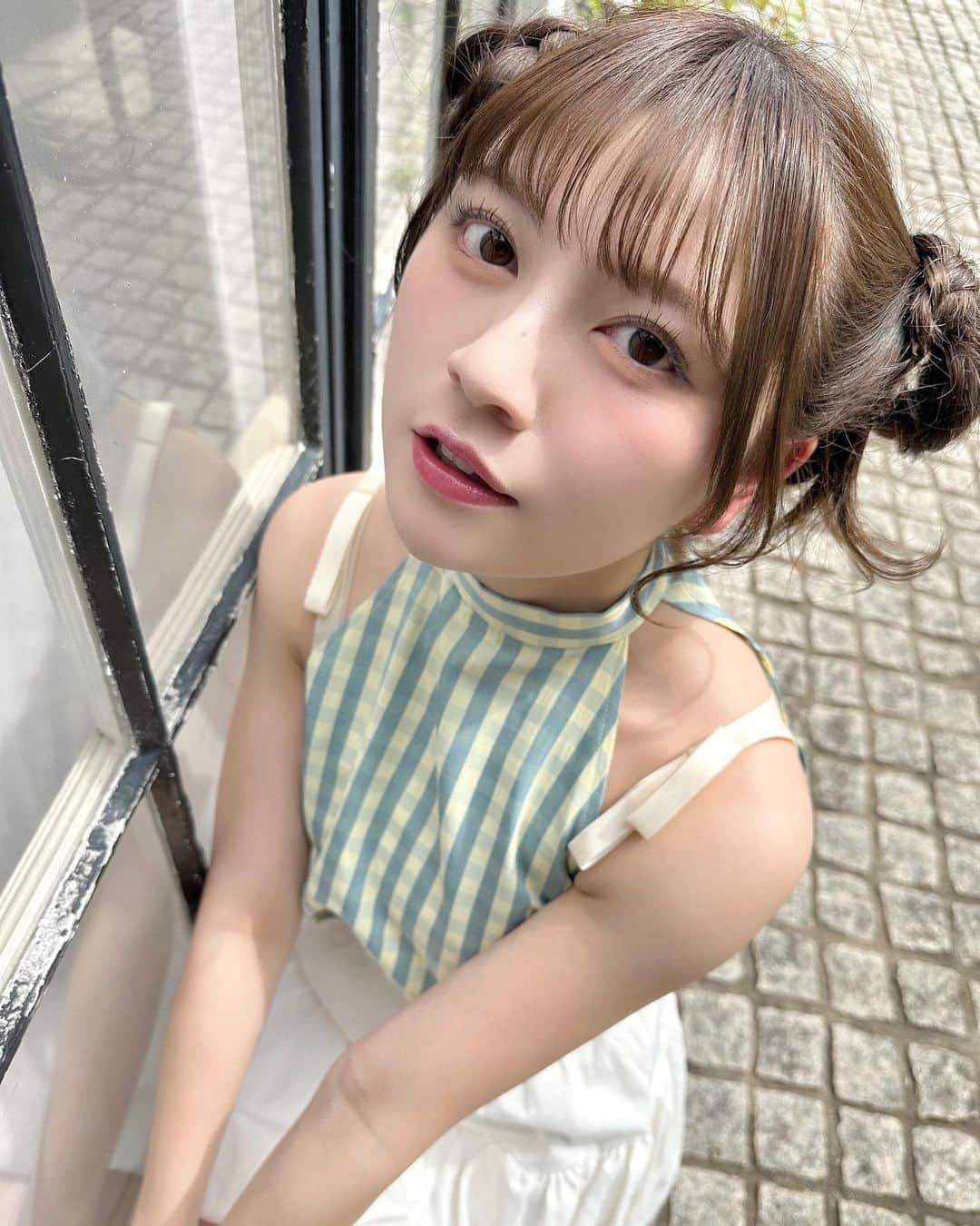 廣川奈々聖のインスタグラム：「にゃーーーん🐱 ⁡ フォロワー5万人! 有難う〜♡🌷 ⁡ ⁡」