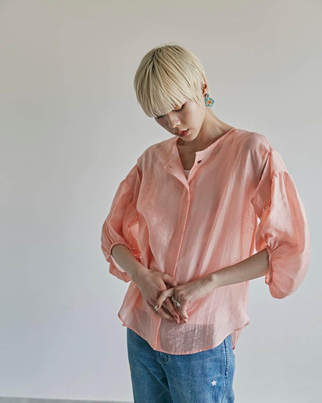 ROSE BUD（ローズバッド）さんのインスタグラム写真 - (ROSE BUD（ローズバッド）Instagram)「⁡ New arrival ⁡ ⁡ ⁡ ◼︎シアーブラウス #6003111017 ¥11,990(with tax) grey / pink ⁡ ⁡ ⁡ #ROSEBUD #ROSEBUD2023ss #ローズバッド #ブラウス #シアーブラウス」5月21日 23時08分 - rosebud_official_