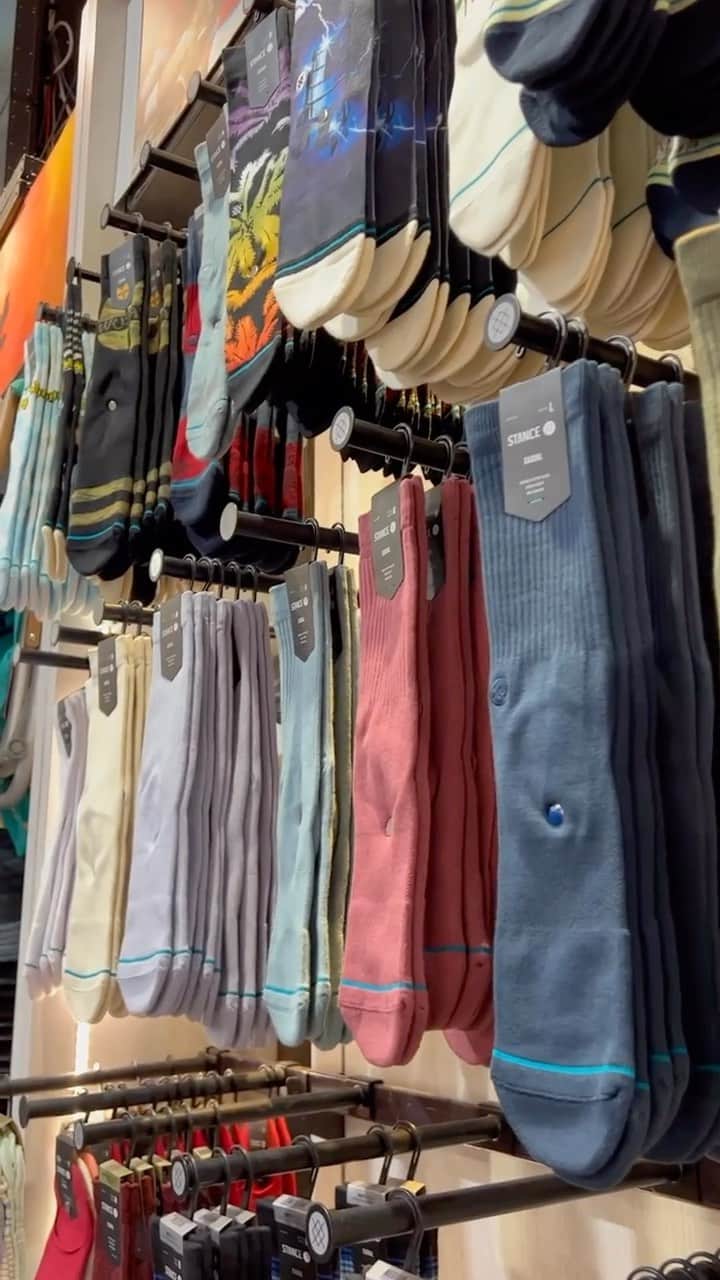 Stanceのインスタグラム：「At a Jack’s near you. 🌊🧦📍  Stock up on Stance at your local @jacksurfboards ✅  #stancesocks #stitcheddifferent #jackssurfboards」
