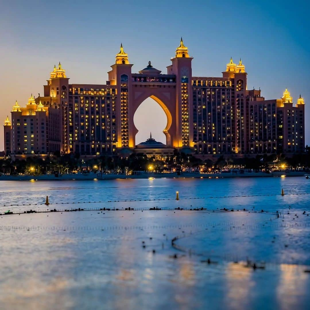 ドバイのインスタグラム：「Atlantis The Palm #Dubai 📷:@dubai_photoconcierge」