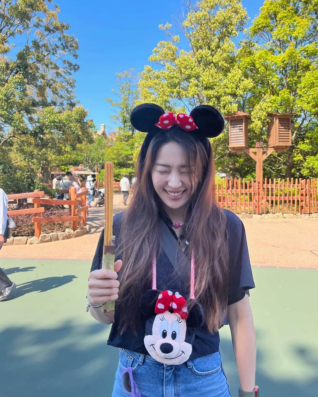 キム・ソラのインスタグラム：「• I love disney ❤️   #disney」
