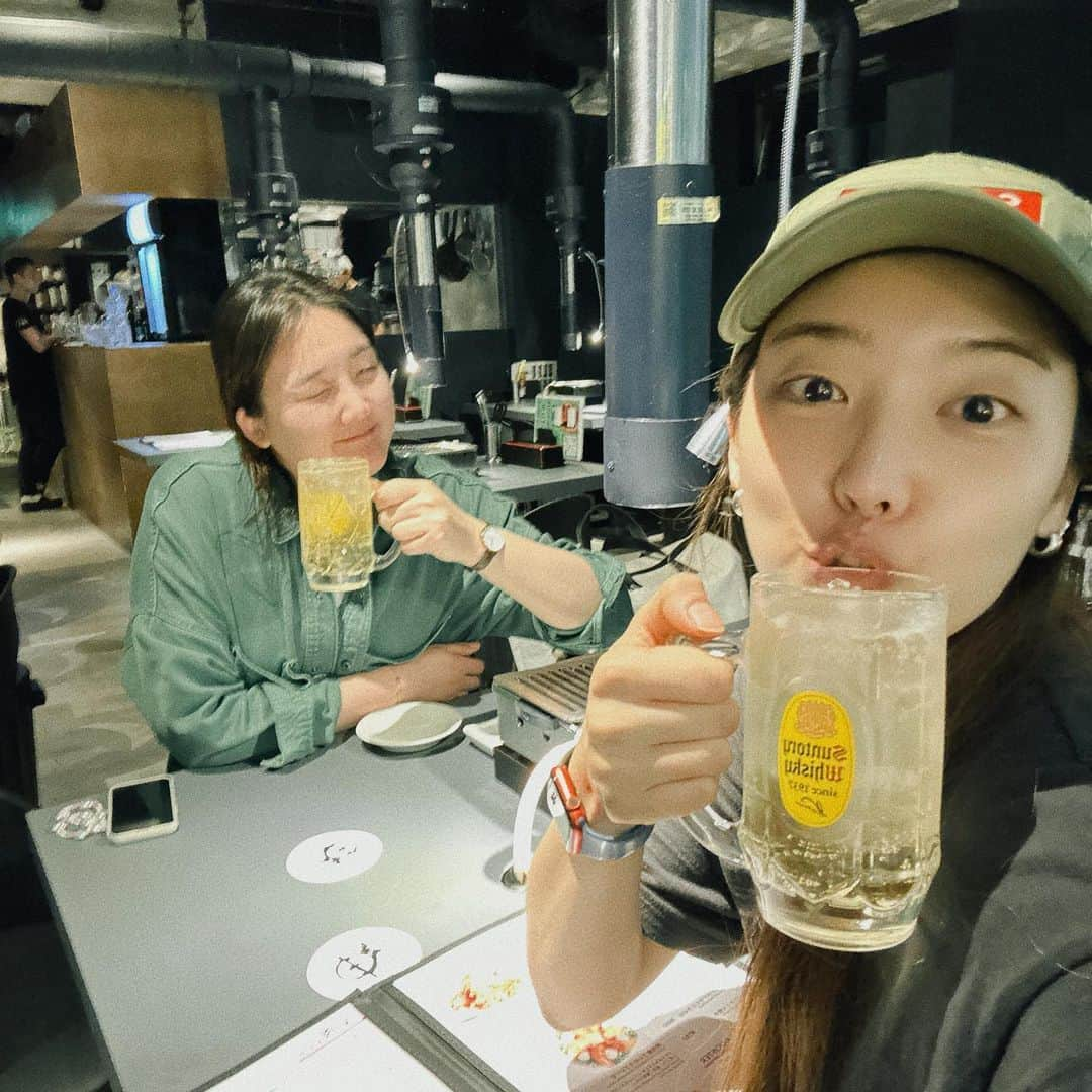 キム・ソラさんのインスタグラム写真 - (キム・ソラInstagram)「• 김자매 디즈니여행 끝👭」5月22日 0時23分 - sora.o_o