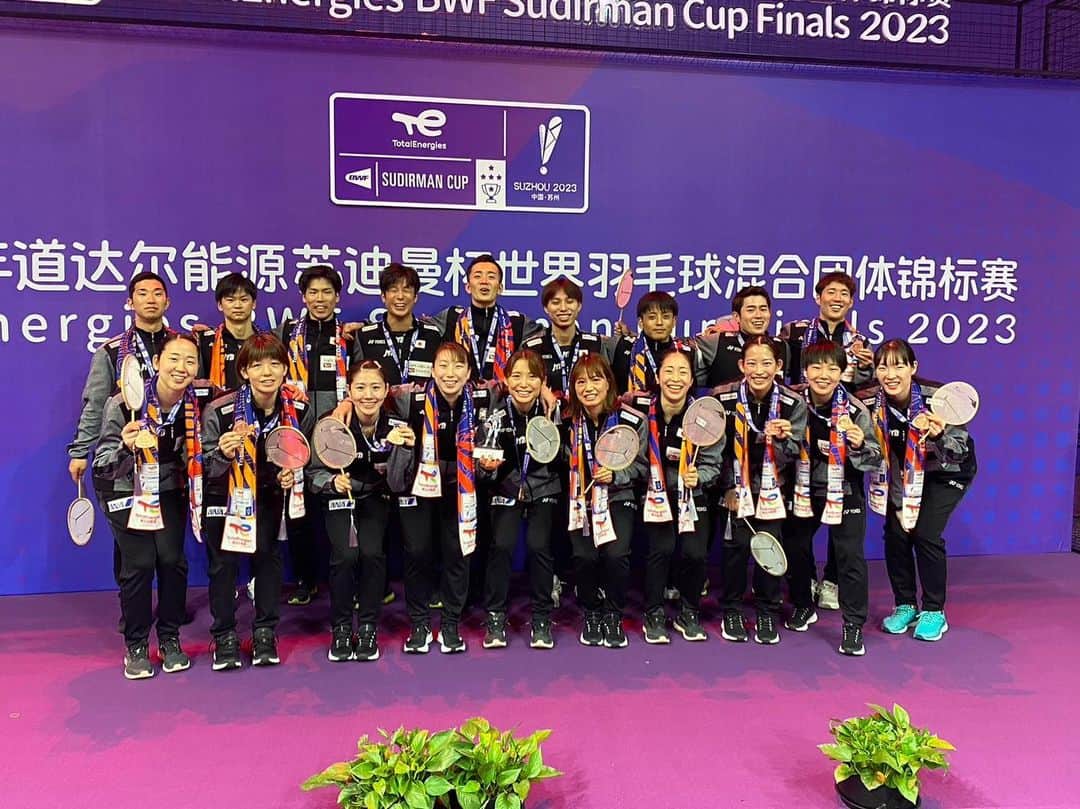 松山奈未のインスタグラム：「. . . Sudirman Cup 2023 🥉💐 たくさんの応援ありがとうございました🇯🇵  #sudirmancup2023」