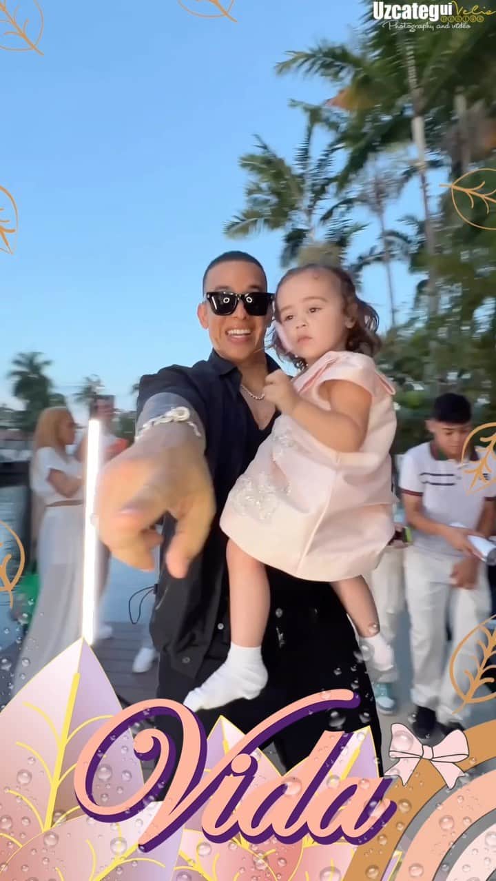 ダディー・ヤンキーのインスタグラム：「La Vida es preciosa! @queenvidaisabelle HAPPY BIRTHDAY 🎂🎈🎊🎁🎉 DIOS TE BENDIGA SIEMPRE! ❤️❤️ Qué bien se pasó con toda la familia! Salud y Vida para todos!! 🙏🏽」
