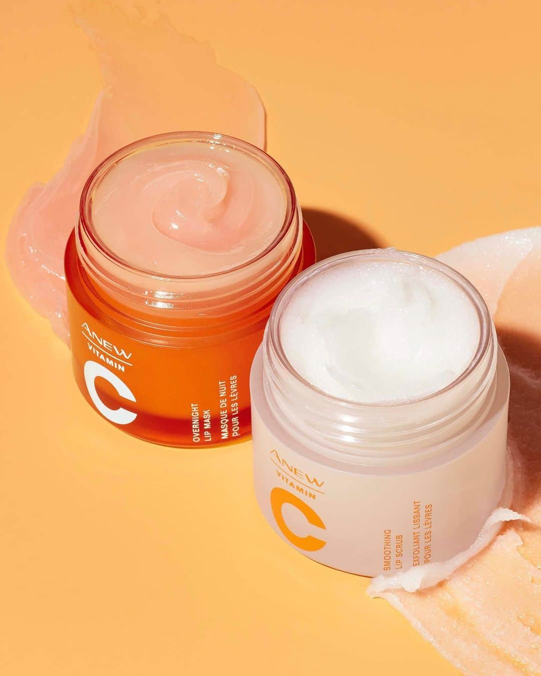 エイボンさんのインスタグラム写真 - (エイボンInstagram)「Give lips some love! 🧡🍊  🍊Anew Vitamin C Lip Mask 🍊Anew Vitamin C Lip Scrub  #avoninsider #lipmask #lipscrub #lipcare #vitamincskincare」5月22日 1時31分 - avoninsider