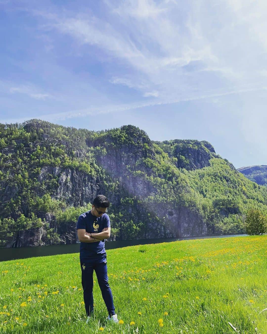 スルギさんのインスタグラム写真 - (スルギInstagram)「Røldal🌞 📸:Christian Ardie Dawal  #nature  #naturephotography  #norway  #norge  #travelphotography  #travelgram  #photography  #europe」5月22日 1時31分 - kristiandawal29