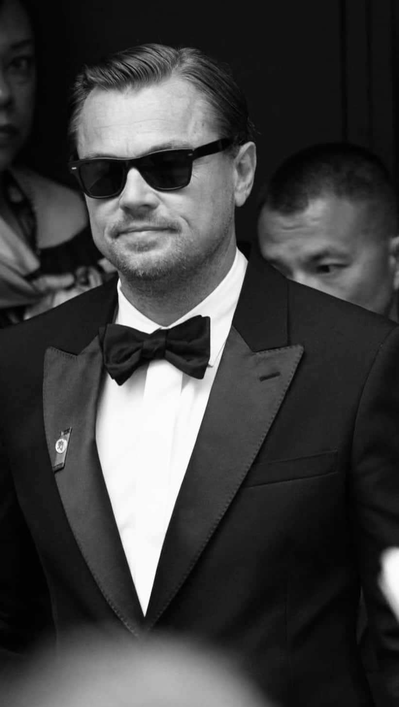 オリバーピープルズのインスタグラム：「@leonardodicaprio makes an entrance at #CannesFilmFestival in Oliver Sun Horn. DiCaprio stars in Martin Scorsese’s film, “Killers of the Flower Moon”, receiving a 9-minute standing ovation at the premiere.」