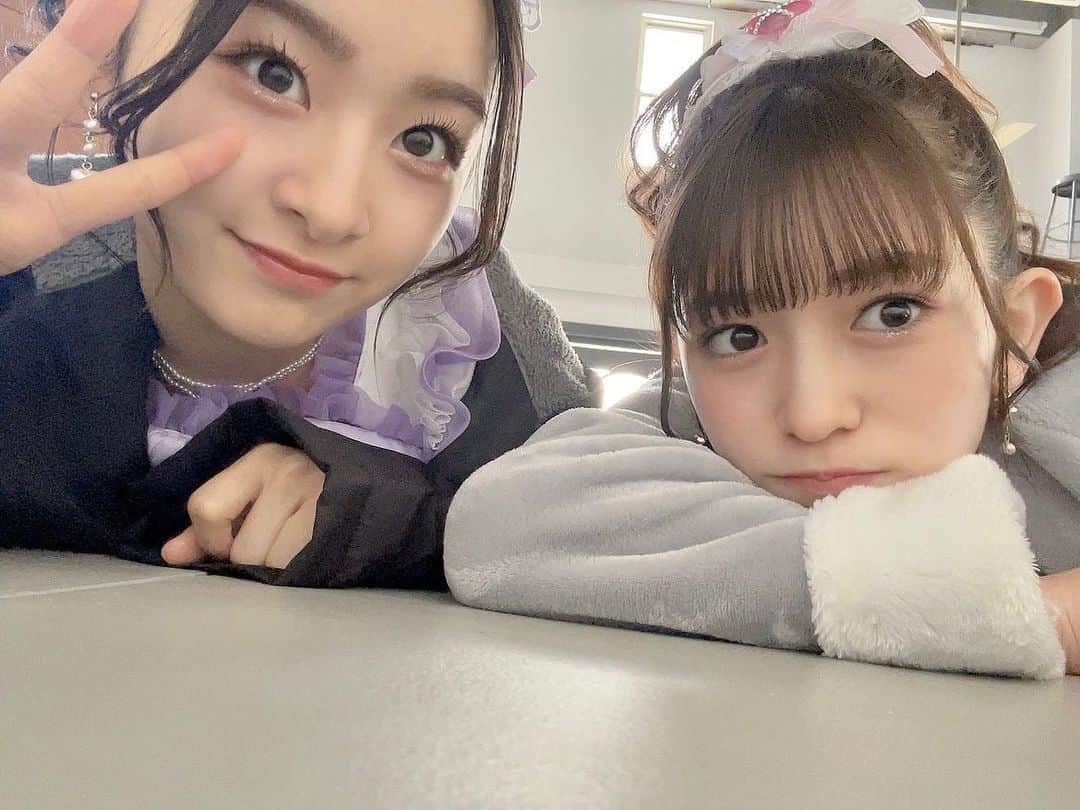小泉遥香のインスタグラム：「￤𝓴𝓪𝔀𝓪𝓲𝓲...?  ジュリはる 尊い…？🩷💜🦄  #ジュリはる #超とき宣 #超とき宣イヤイヤ期 #赤ちゃんみたい #アイドル #小泉遥香 #杏ジュリア  #idol #tokisen」