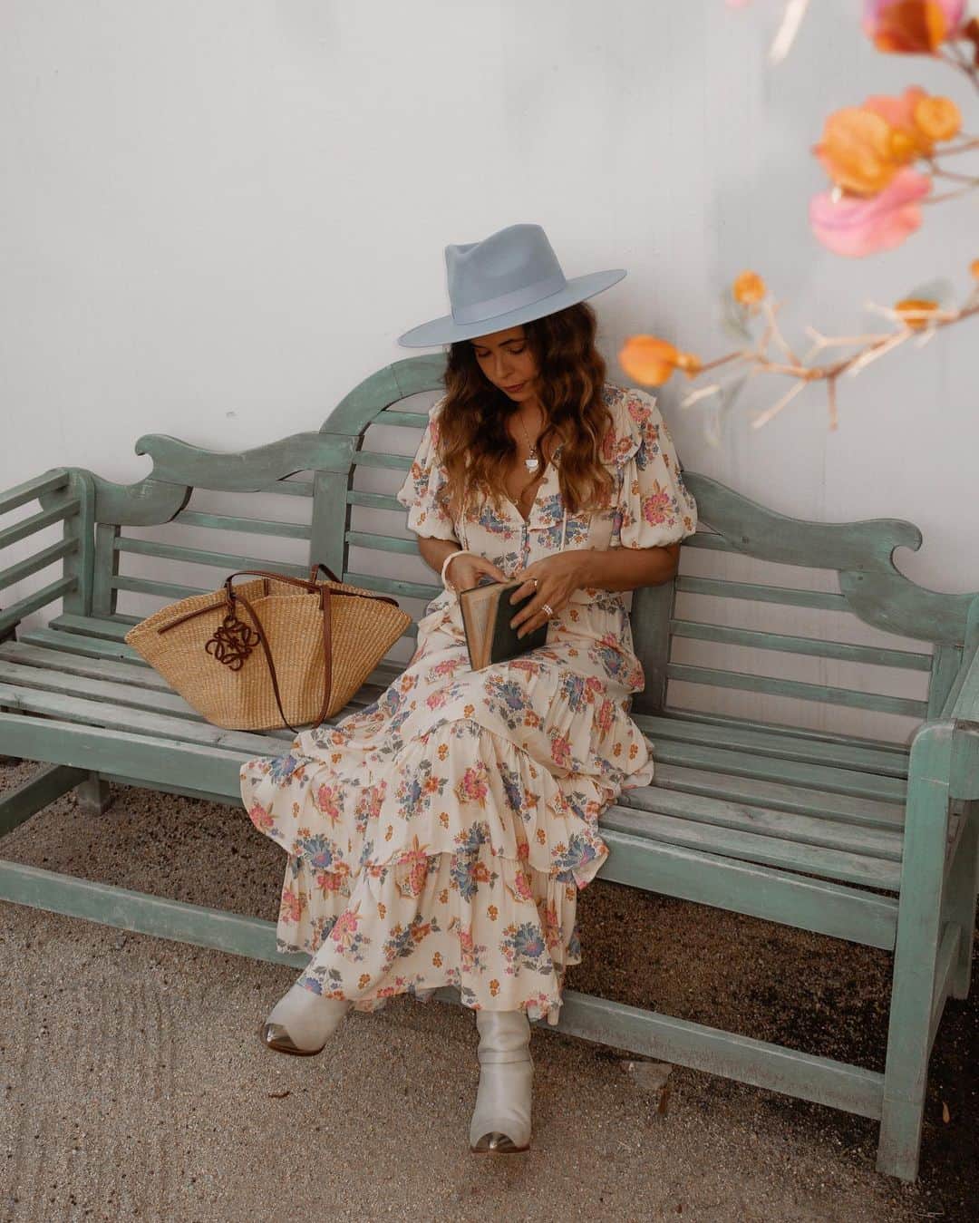 SPELLさんのインスタグラム写真 - (SPELLInstagram)「In full bloom 💐 @collagevintage styling our signature floral print to perfection ~ wearing the Solstice Ruffle Gown in Palm Desert 🌴✨」5月22日 11時40分 - spell
