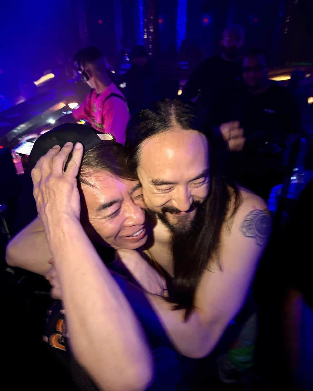 松浦勝人のインスタグラム：「with Steve Aoki ! in Omnia at LASVEGAS !  #maxmatsuura #steveaoki」