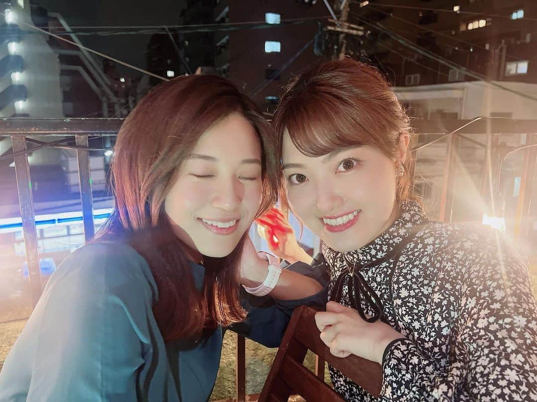 松下由依さんのインスタグラム写真 - (松下由依Instagram)「ひさしぶりに愛とご飯に🍴 やっと会えました〜🤍  4月から生活リズムもまた変わりなかなか会えず、、！ 奈也花が恋しいと2人で話してました。恋しい、、  #遠野愛 #本田奈也花」5月22日 12時26分 - matsushita_yui_kbc