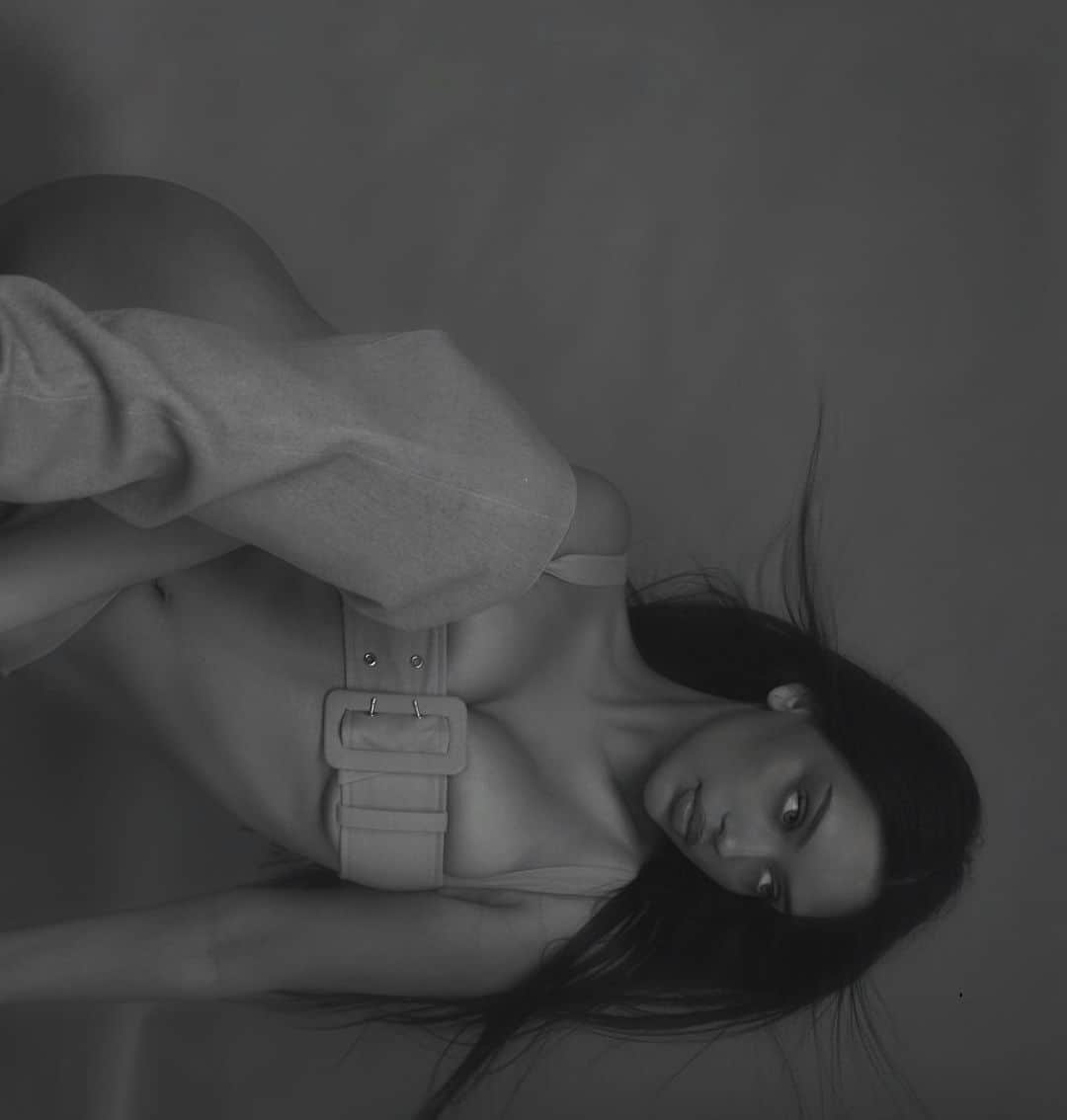 JANICE JOOSTEMAのインスタグラム：「🚭」