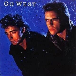 中村松江さんのインスタグラム写真 - (中村松江Instagram)「今日の一曲はGo Westで『We Close Our Eyes』です✨ アルバム「Go West」に収録。 今日も“ゴー・ウエスト”繋がりです😁 イギリスのデュオ、ゴー・ウエストが1985年にリリースしたデビュー曲✨ 当時とにかくMTVでガンガンにオンエアされていて強く印象に残っています🎶 (№1354) #歌舞伎 #中村松江 #gowest #wecloseoureyes」5月22日 6時55分 - matsue_nakamuraofficial