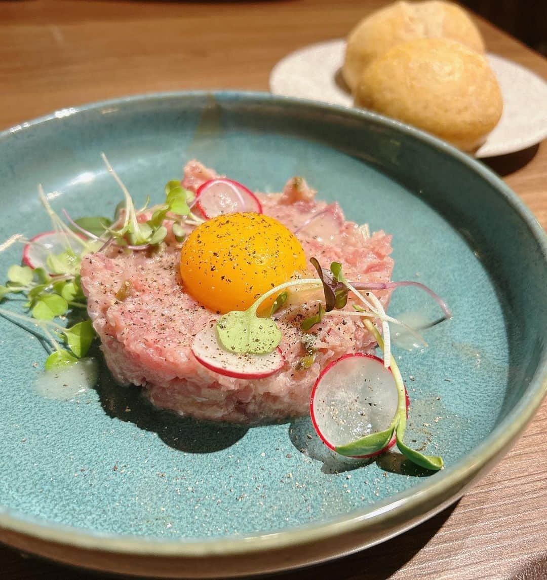 葉月里緒奈さんのインスタグラム写真 - (葉月里緒奈Instagram)「また直ぐ行きたくなるお店　@bistro_masa.tokyo 。 #築地グルメ#bistromasa#マグロのタルタル仕立て#鮎の春巻き仕立て肝のリゾット#カラスミと茸のオイルパスタ#長谷川農場足利マール牛ロースト#白ワインで乾杯#どれもこれも全て美味しい#幸せ時間#rionahazuki」5月22日 8時30分 - riona_hazuki