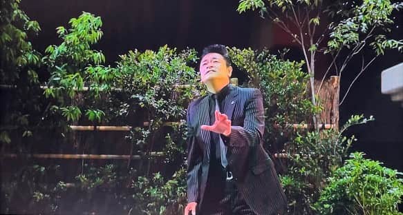 北川大介さんのインスタグラム写真 - (北川大介Instagram)「おはよう^_^ 昨日のBS演歌の花道の収録の興奮のまま朝を迎えました。 憧れのあの先輩のあの名曲を少しソフトに歌わせて頂きました。 内容はそこまでです。 放送がいまから楽しみです。」5月22日 9時29分 - kitagawadaisuke_official