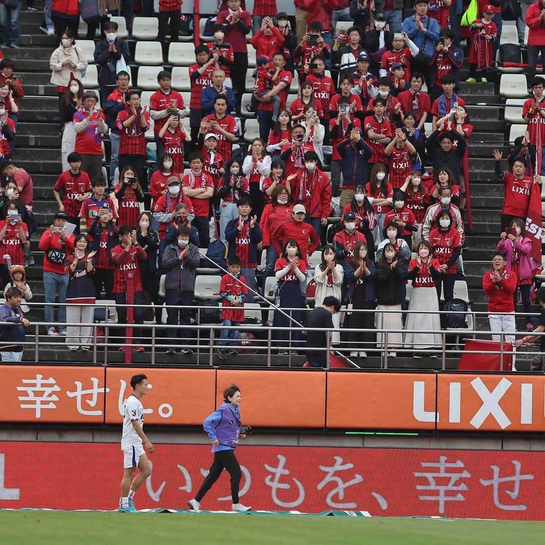 FC東京オフィシャルグッズさんのインスタグラム写真 - (FC東京オフィシャルグッズInstagram)「🔵🔴 vs #鹿島アントラーズ   温かさは愛されている証。 愛されアニキは青赤にも欠かせない。  @k.koizumi37  @fctokyoofficial  #小泉慶 #FC東京 #fctokyo #tokyo」5月22日 10時15分 - fctokyoofficial