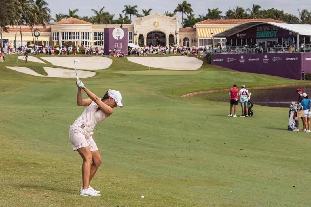 クララ・スピルコバさんのインスタグラム写真 - (クララ・スピルコバInstagram)「Solo 2nd feels bitter sweet this time. Never easy to lose by one shot but I am happy with my performance on such a challenging golf course this week @trumpgolfpalmbeach 🇺🇸⛳️ And big congrats to @carlotagolf on her win!  📸 @letgolf @aramco_series」5月22日 10時53分 - spilkovaklara