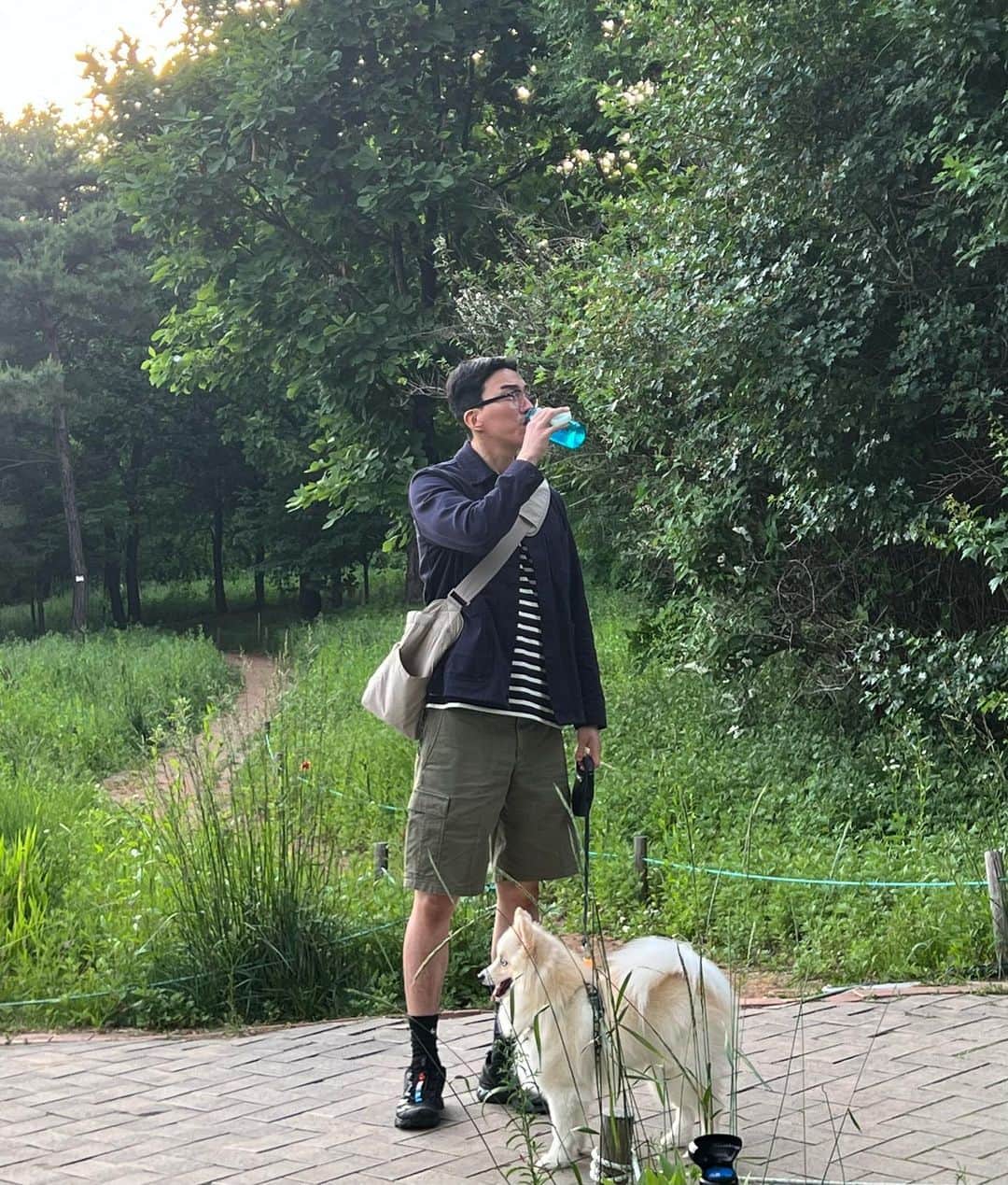ト・サンウのインスタグラム：「🐛🪲🐸🌱」