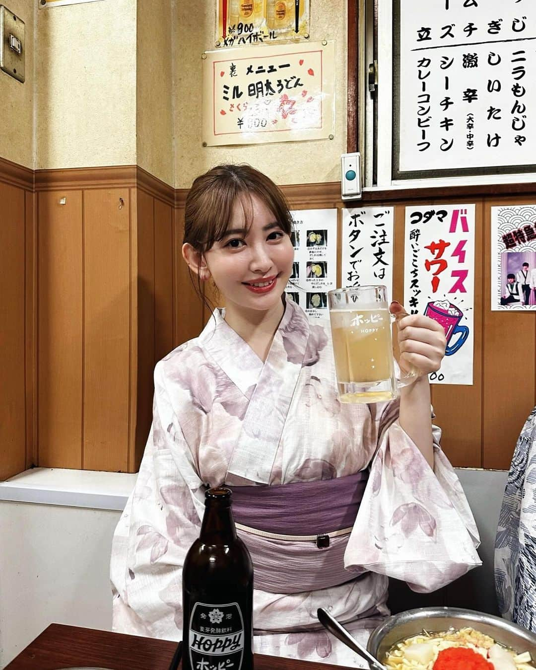 小嶋陽菜さんのインスタグラム写真 - (小嶋陽菜Instagram)「今年の夏もたのしみだね..💛🫶🏻 みんなの予定は？  この日でもう夏分歩いた気がする😂 もんじゃにハマったのでまた行こっ」5月22日 22時02分 - nyanchan22